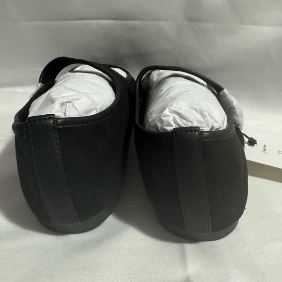 NWT The Drop Levina Microsuede Mary Jane
Flats Size 8.5 - Picture 10 of 12